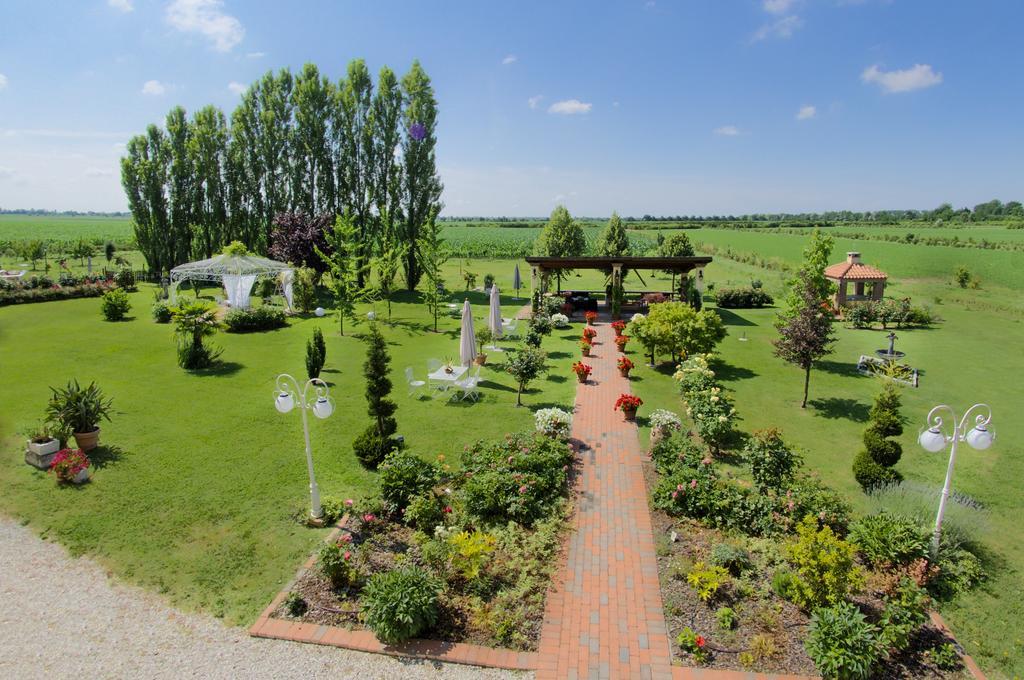 Millefiori La Corte Delle Rose Rovigo Ruang foto