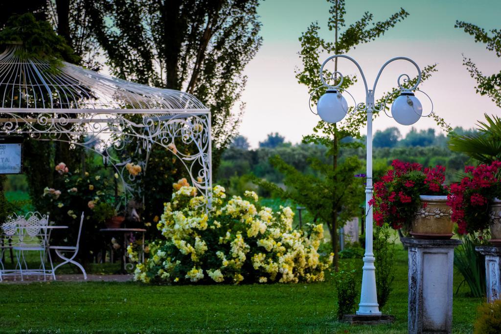 Millefiori La Corte Delle Rose Rovigo Bagian luar foto