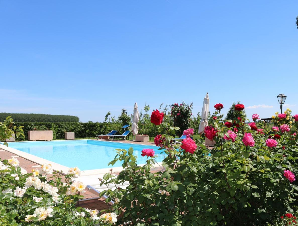 Millefiori La Corte Delle Rose Rovigo Bagian luar foto