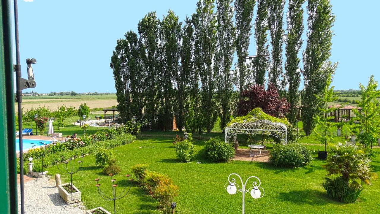 Millefiori La Corte Delle Rose Rovigo Bagian luar foto